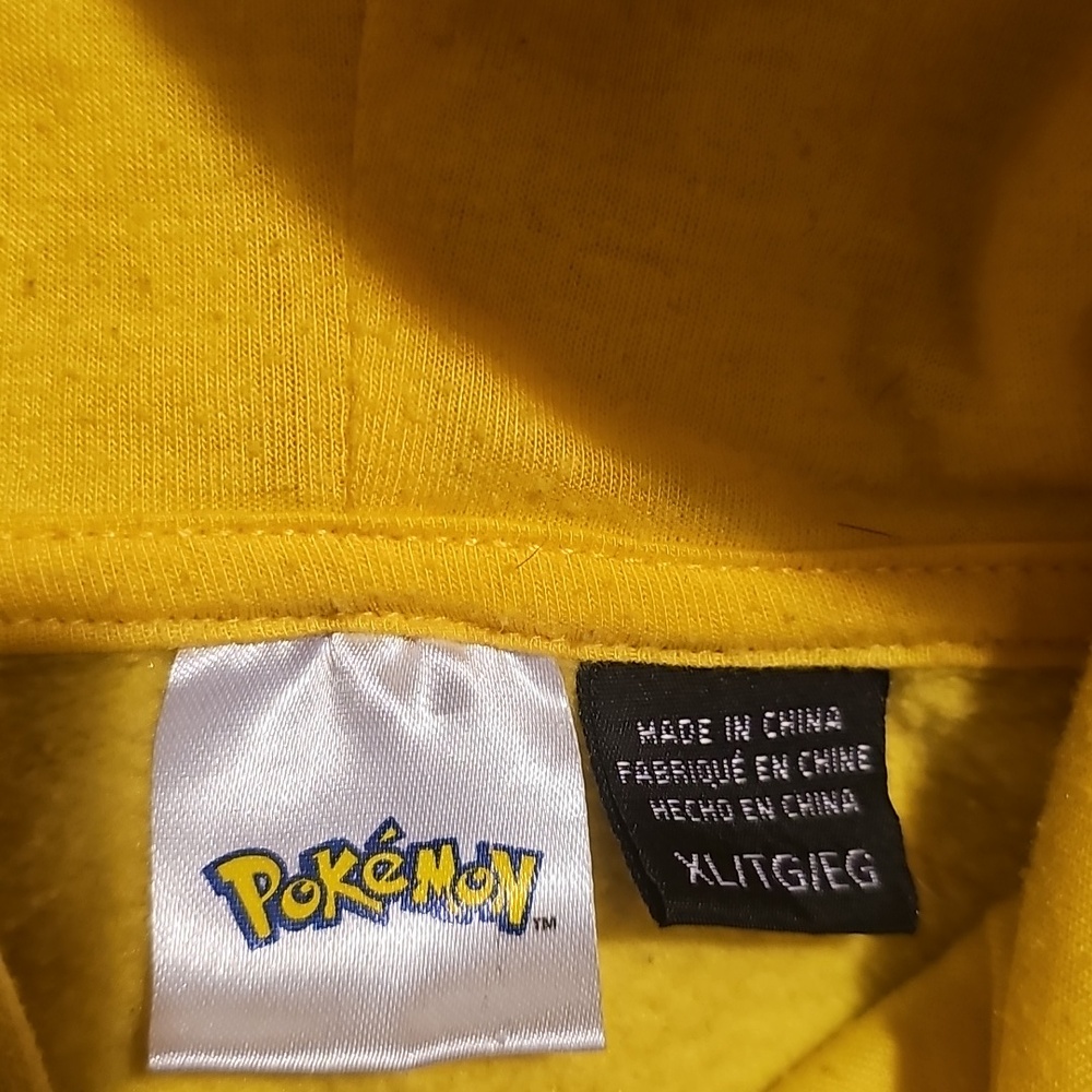 Kids XL Pikachu Yellow Hooded Kids Jacket with Pokeball Zipper - Picture 2 of 7